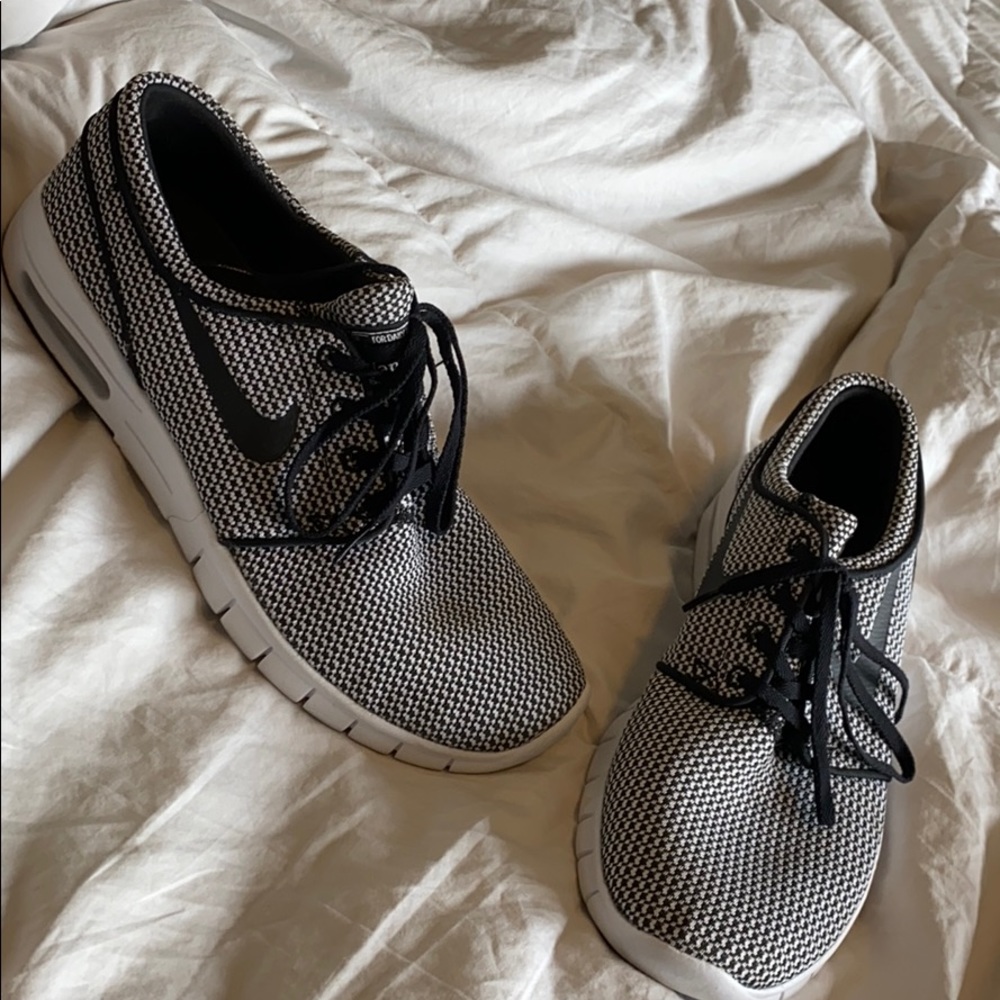 Nike Air Janoski